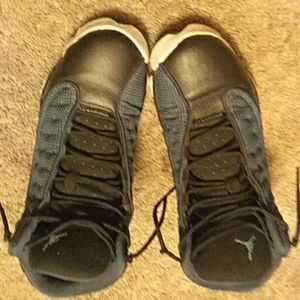 Navy blue and black Jordan 13 size 7y